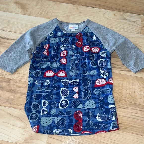 Size 2 Sloan Lularoe Raglan sleeves - Picture 2 of 5